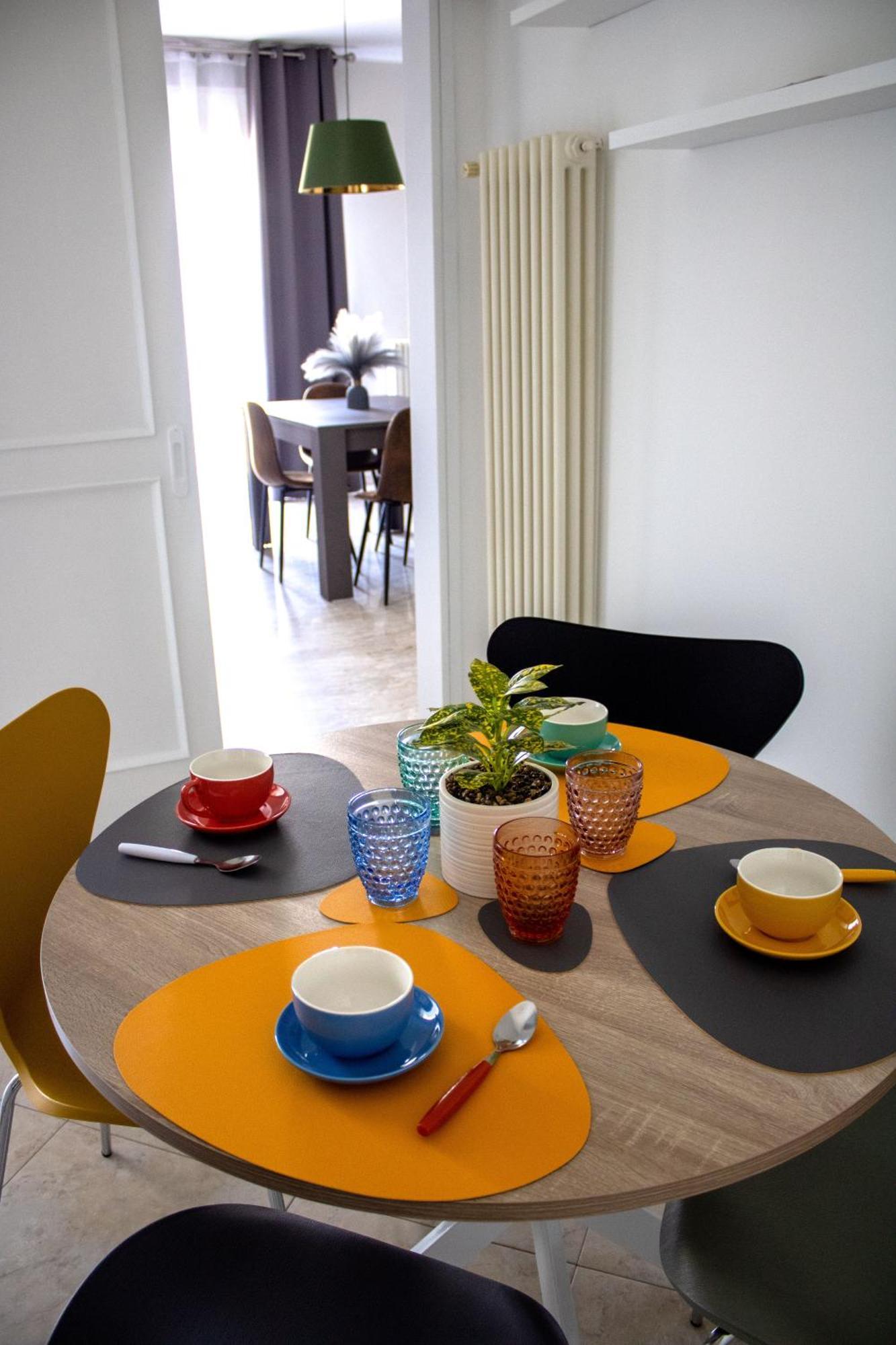 Fd Apartments - Zoe Prestigioso Appartamento Vicino Alla Stazione E Al Centro Монополи Экстерьер фото