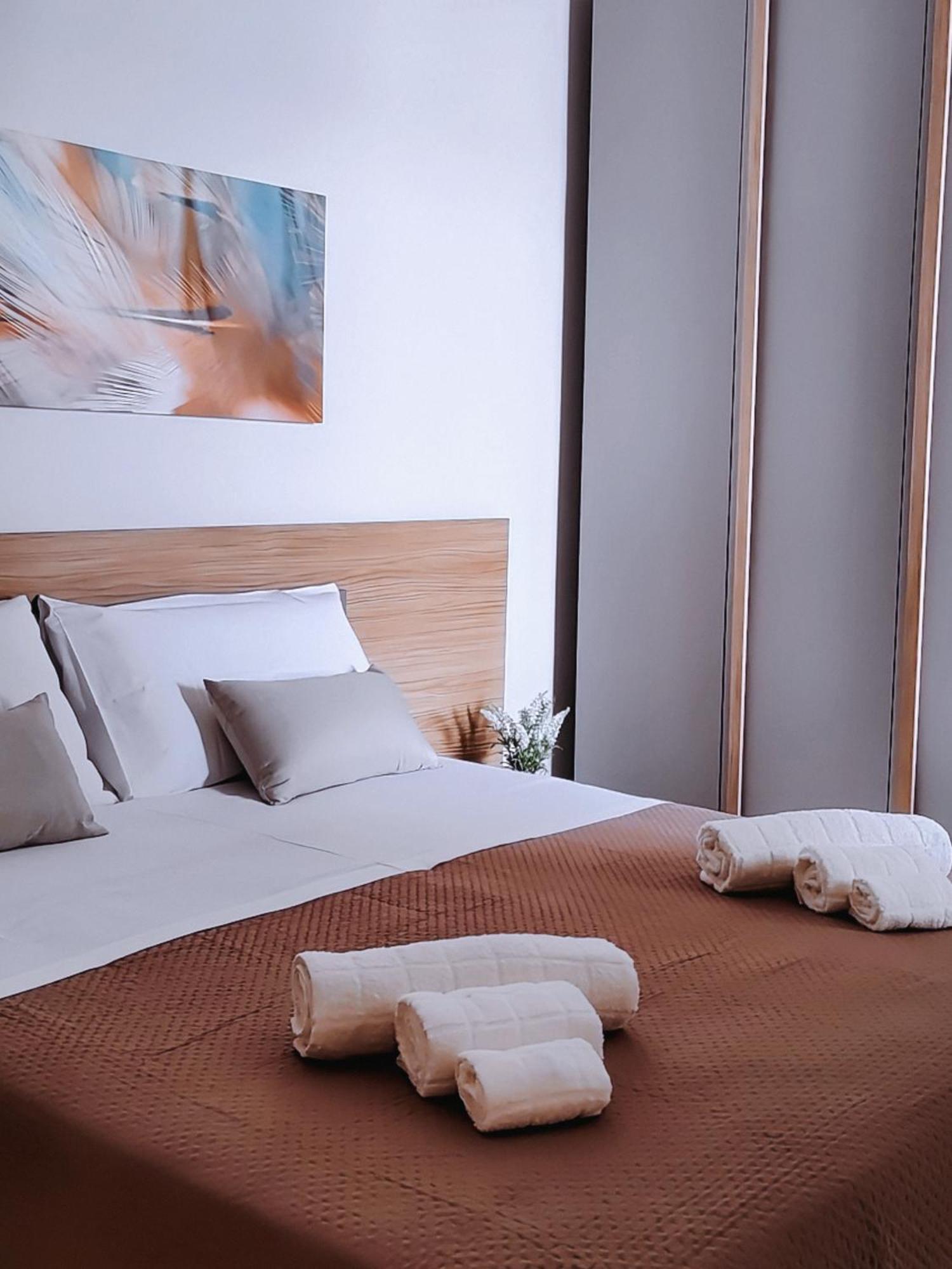 Fd Apartments - Zoe Prestigioso Appartamento Vicino Alla Stazione E Al Centro Монополи Экстерьер фото