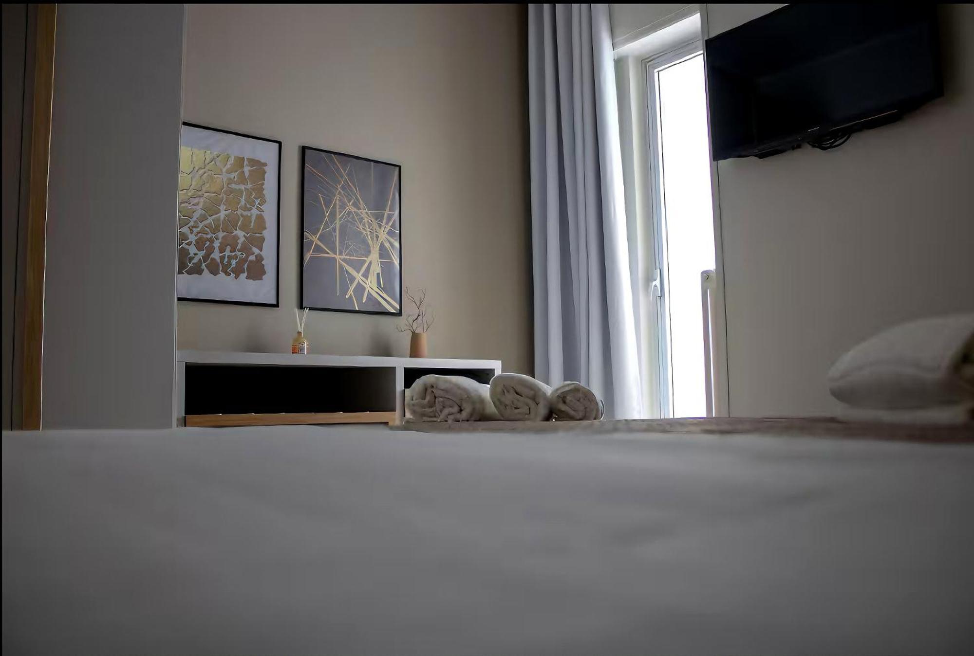 Fd Apartments - Zoe Prestigioso Appartamento Vicino Alla Stazione E Al Centro Монополи Экстерьер фото